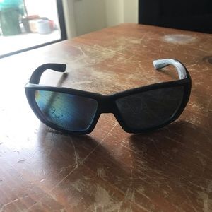 Costa Tuna Alley Sunglasses